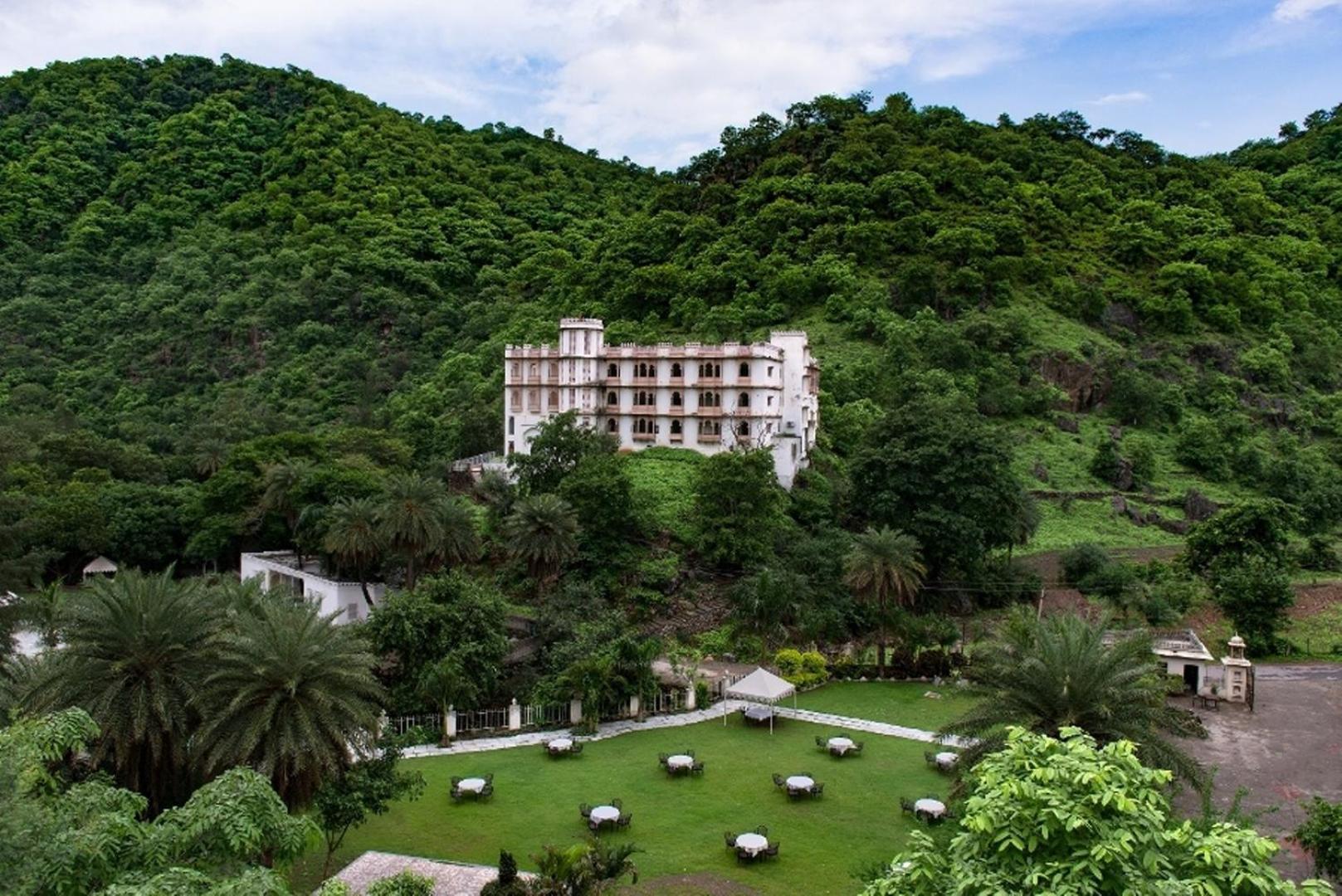 Aaram Baagh - A Luxury Nature Resort Udaipur Exterior photo